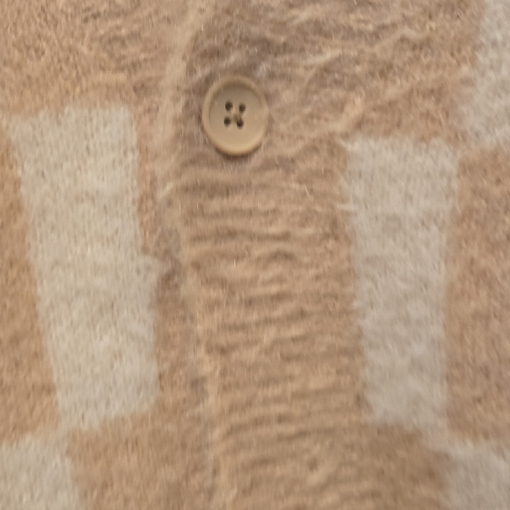 Original Use Tan and Cream Cardigan - Picture 5 of 10